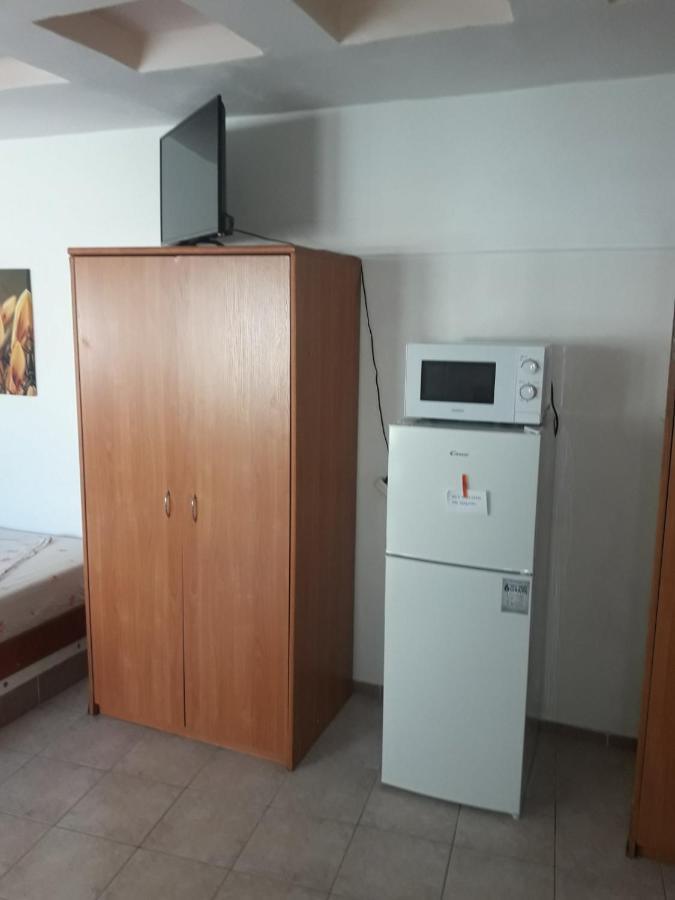 Erato Apartment *